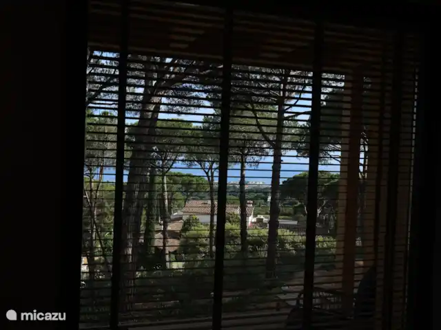 Houten villa op landgoed Barcelona  huren in Spanje, Barcelona, Sant Andreu de Llavaneres  - chalet Slaapkamer uitzicht op zee.