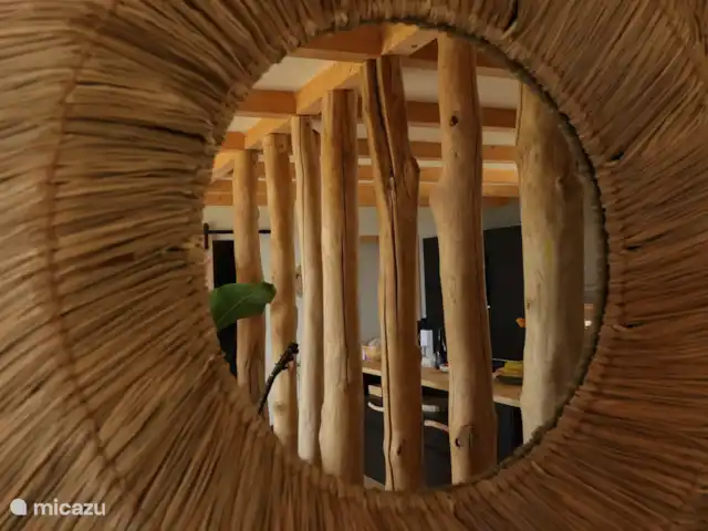 Houten villa op landgoed Barcelona  huren in Spanje, Barcelona, Sant Andreu de Llavaneres  - chalet Pilaren van kastanje hout