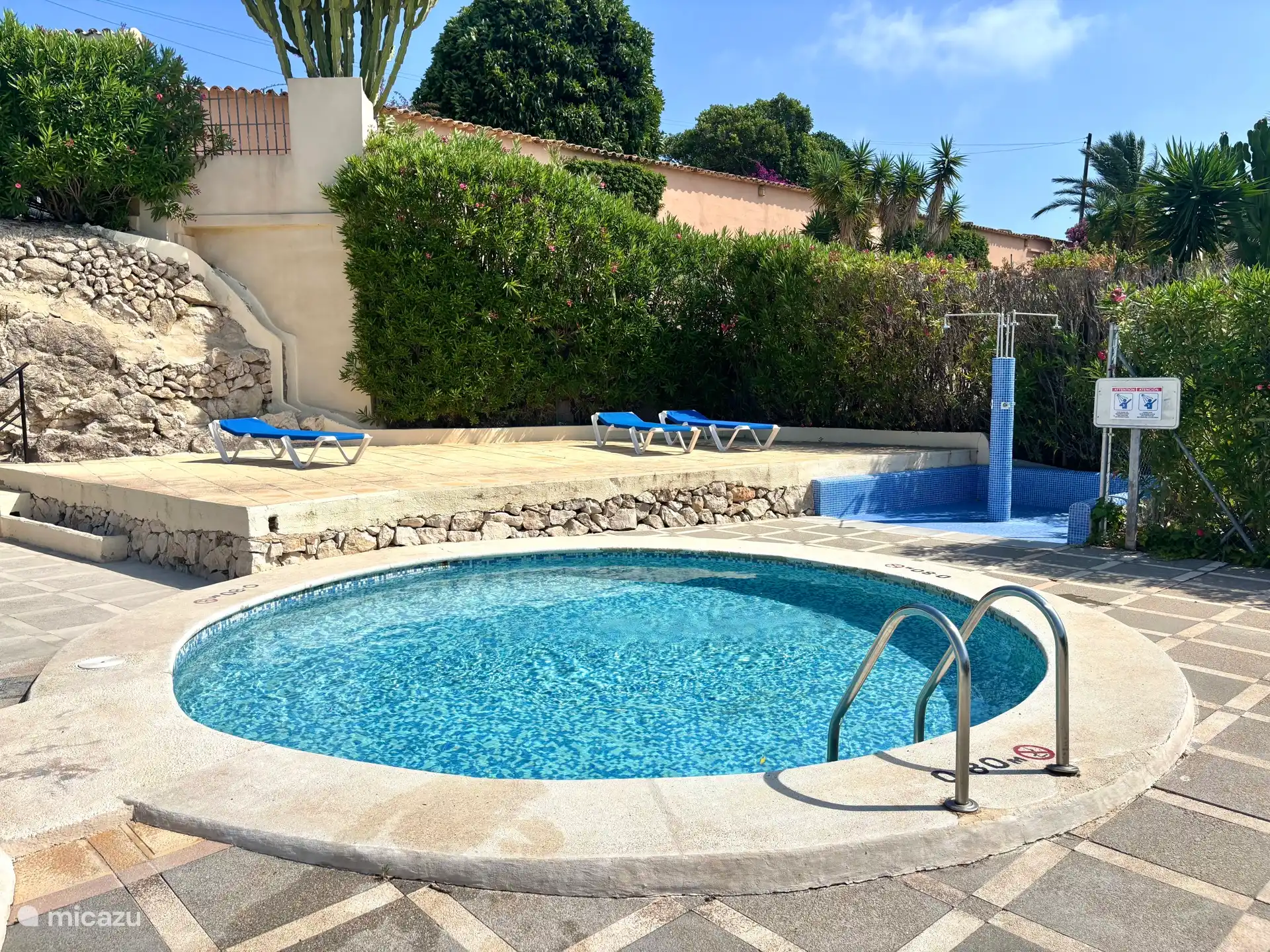 Toddler pool (80cm deep)