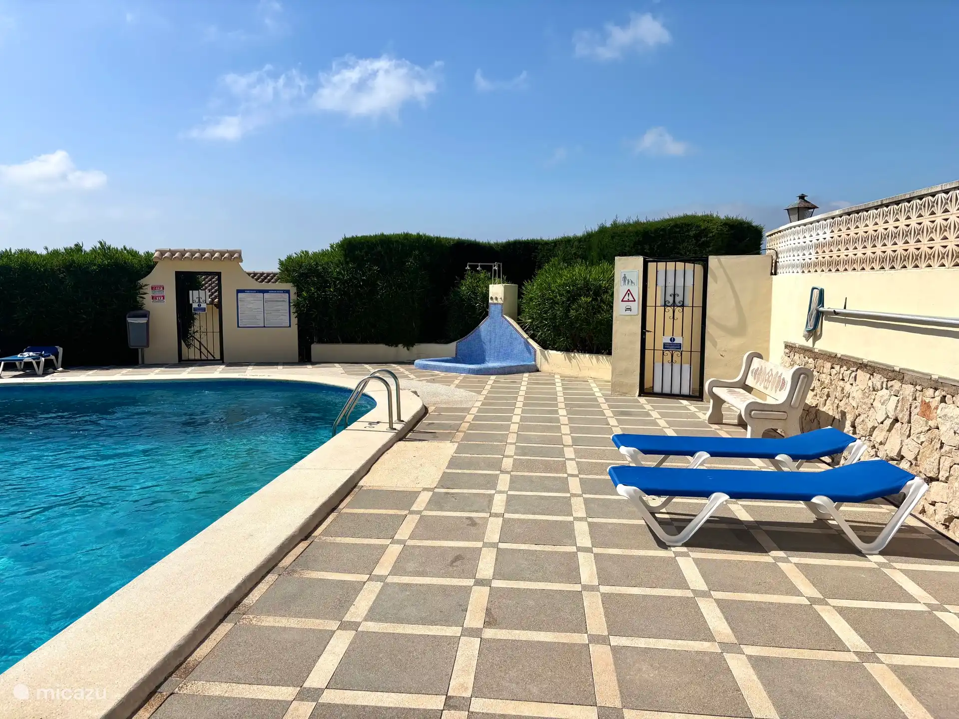 Swimming pool 100 meters from Dulce Amor