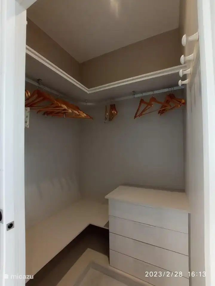 Ankleidezimmer im Erdgeschoss