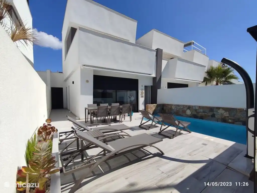 Casa Kempie, umzäunter Garten und Swimmingpool