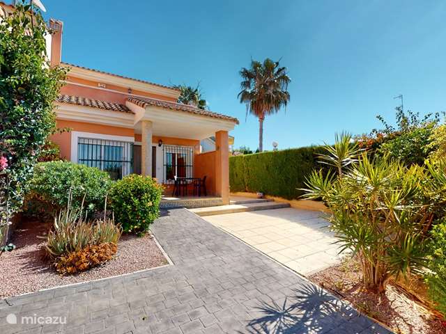 Holiday home in Spain, Costa Blanca, Campello - chalet Beautiful house on a corner plot