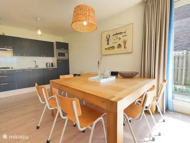 Duna Beach Style directement sur la mer | Pays-Bas, Hollande du Nord, Callantsoog - appartement Salle à manger et cuisine
