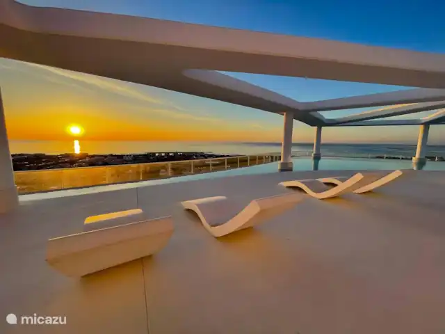 Gran Canet: luxe, strand, Valencia! huren in Spanje, Valencia, Canet d'En Berenguer - appartement Panoramisch infinity-zwembad met prachtig uitzicht!
