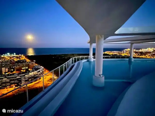 Gran Canet: luxe, strand, Valencia! huren in Spanje, Valencia, Canet d'En Berenguer - appartement Panoramisch infinity-zwembad met prachtig uitzicht op de 20ste verdieping!