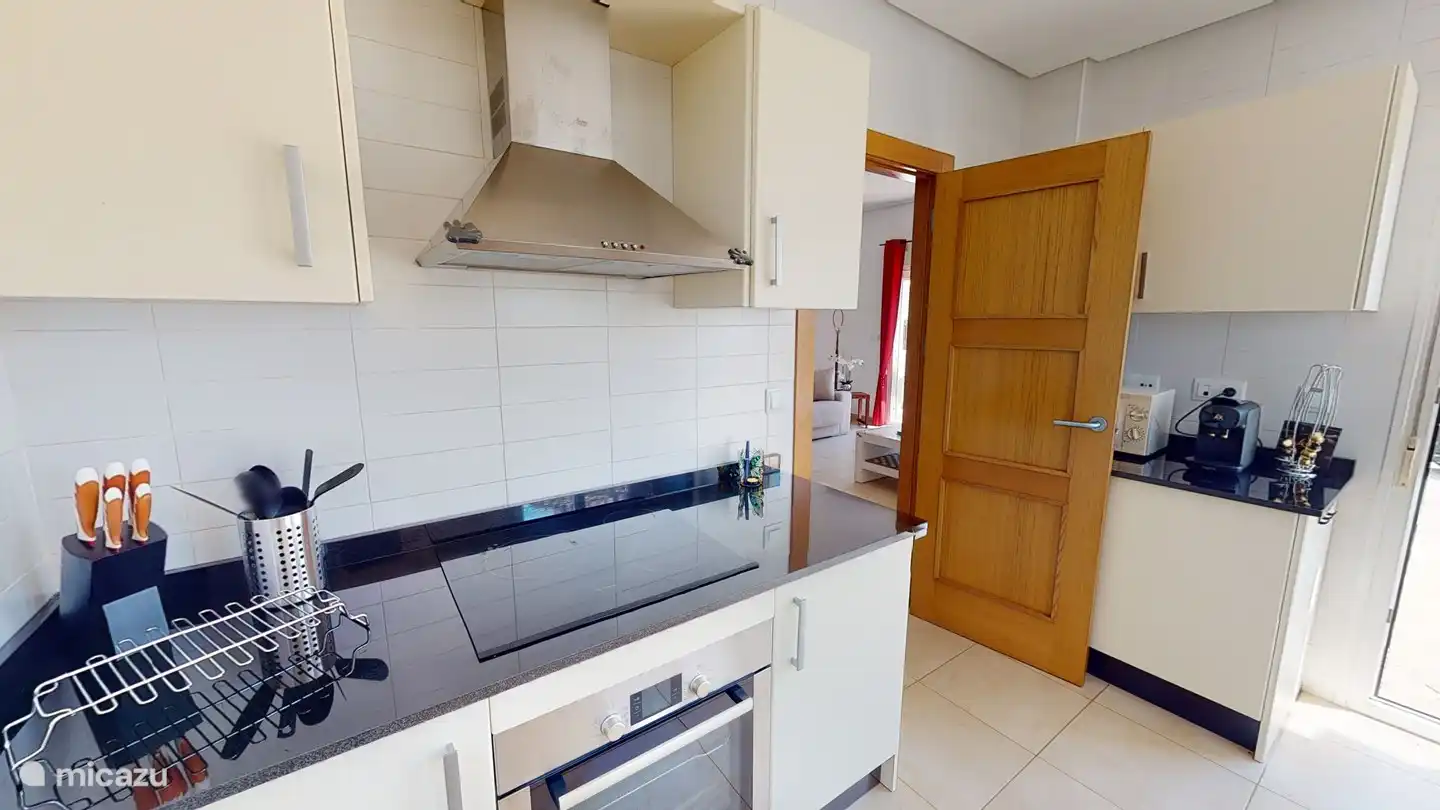 cuisine partie 3 - cuisinière électrique - four