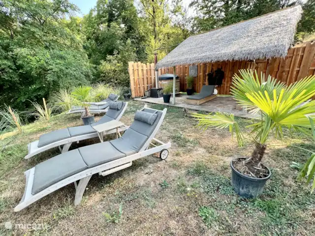 Villa Tosca huren in Italië, Toscane, Camporgiano - villa De wellness met 4 ligbedden, een hottub en een heerlijke sauna.