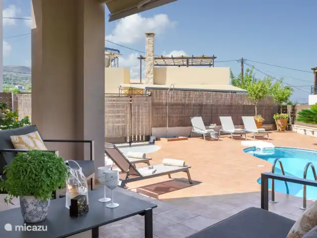 Villa Los Pacos | Grèce, Crète, Adele - villa Vue sur la piscine depuis le salon