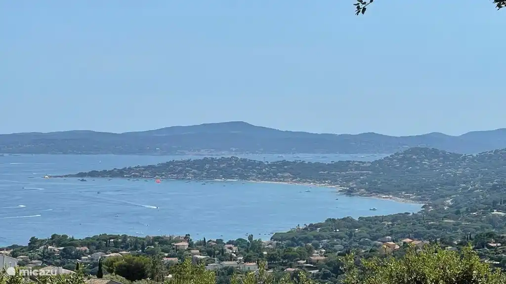 Blick über die Bucht und Saint Tropez