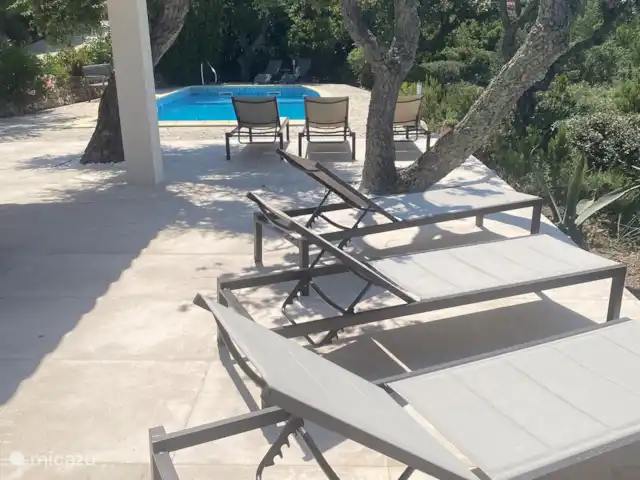 Villa Xenia avec vue imprenable sur la mer | France, Côte d'Azur, Les Issambres - villa Terrasse avec 8 transats