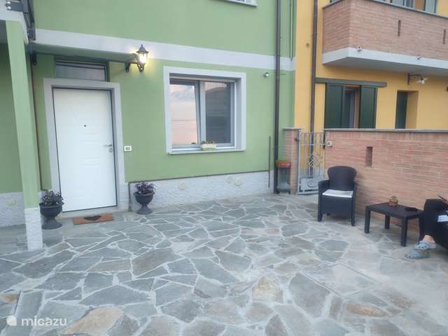 Casa vacacional Italia, Lombardía, Verrua Po - apartamento Alloggio Oltrepó