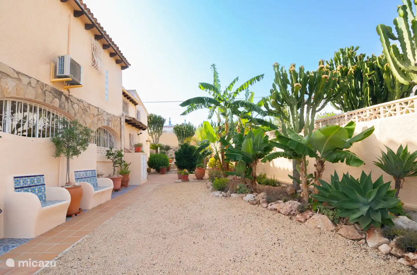 Maison annexe avec meuble machine à laver