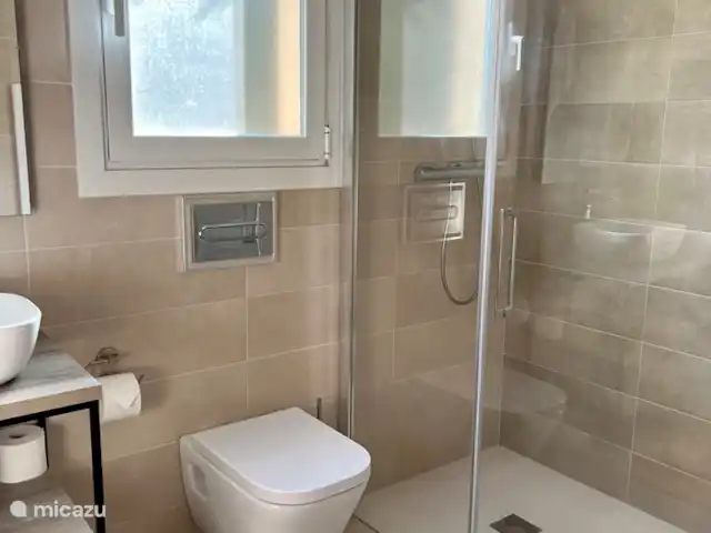 Casa Ça Va huren in Spanje, Costa Blanca, Moraira - villa Separate badkamer op de benedenverdieping.