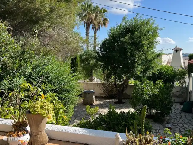 Casa Ça Va huren in Spanje, Costa Blanca, Moraira - villa Het terras beneden-achter. Verbonden met een trap.