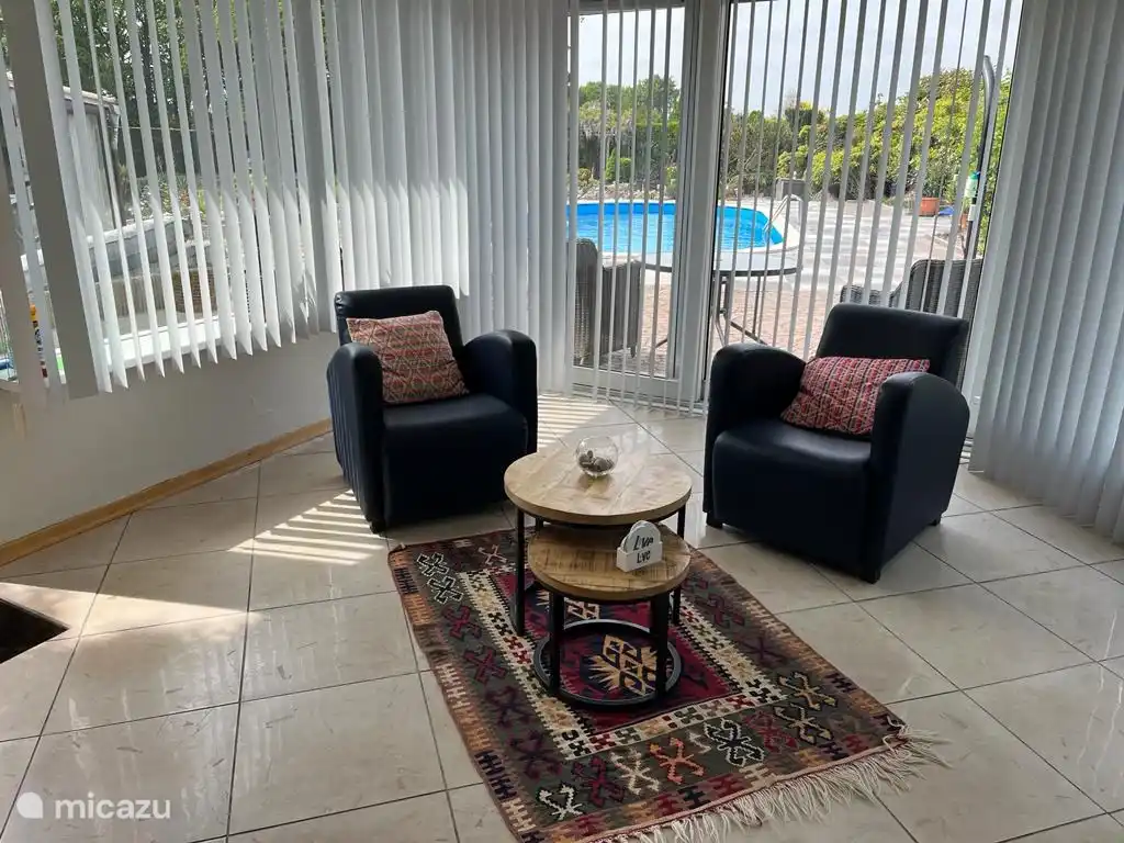 Grundriss für 2 Personen Der Wintergarten mit Schiebetür mit vorschiebbarem Fliegengitter