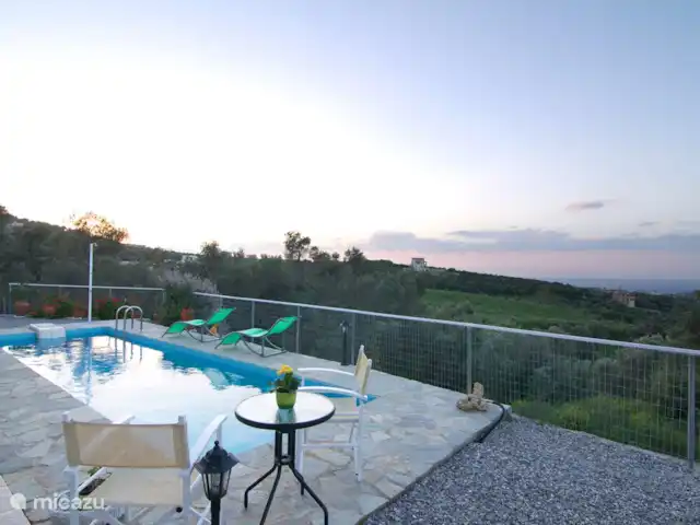 Villa Ipérion | Grèce, Crète, Agia Triada - villa Piscine avec belle vue sur les oliveraies
