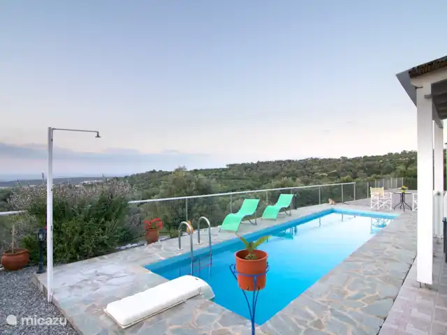 Villa Ipérion | Grèce, Crète, Agia Triada - villa Piscine avec douche extérieure et vue mer