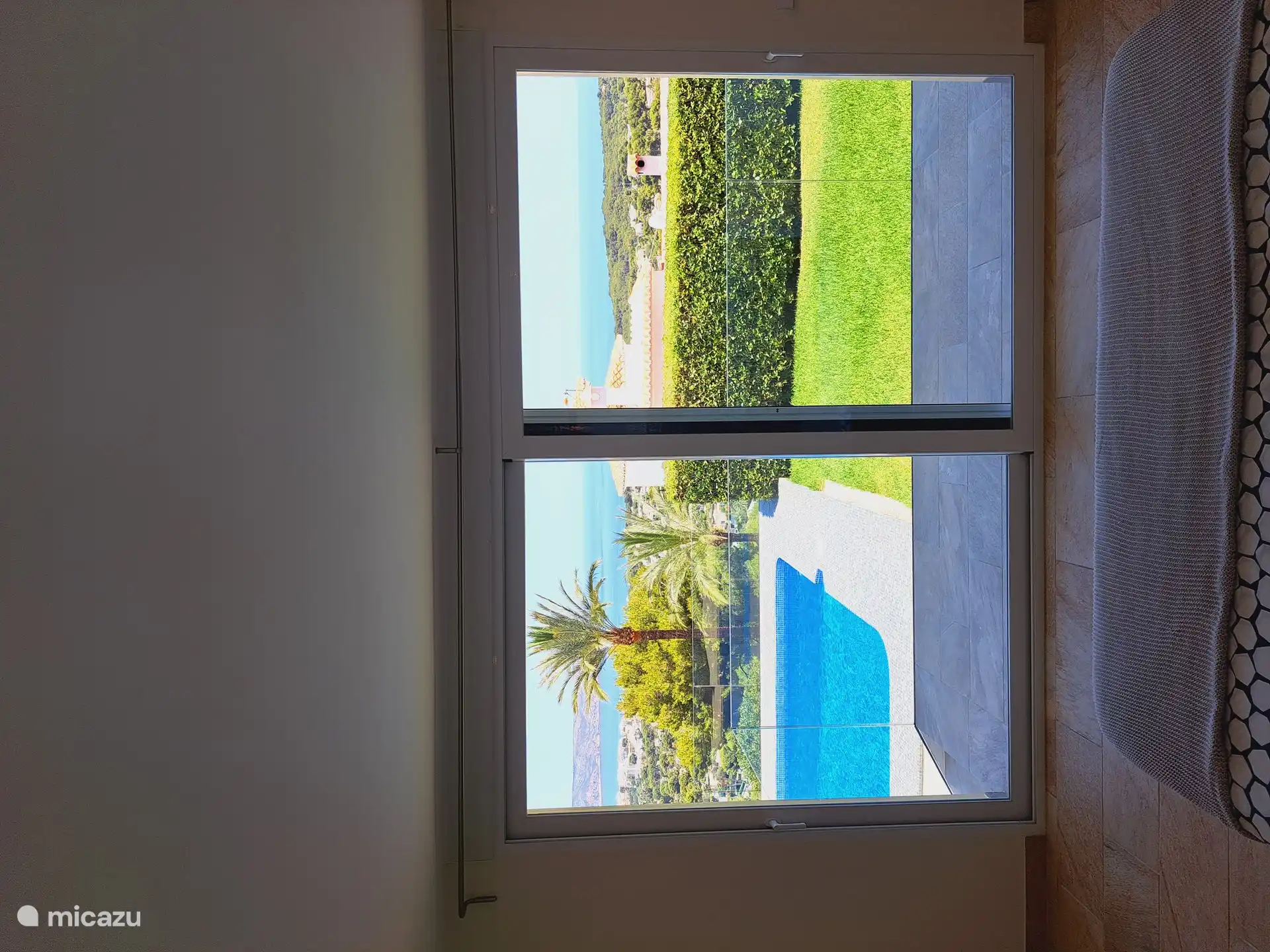 Hauptschlafzimmer 1 Pool & Meerblick