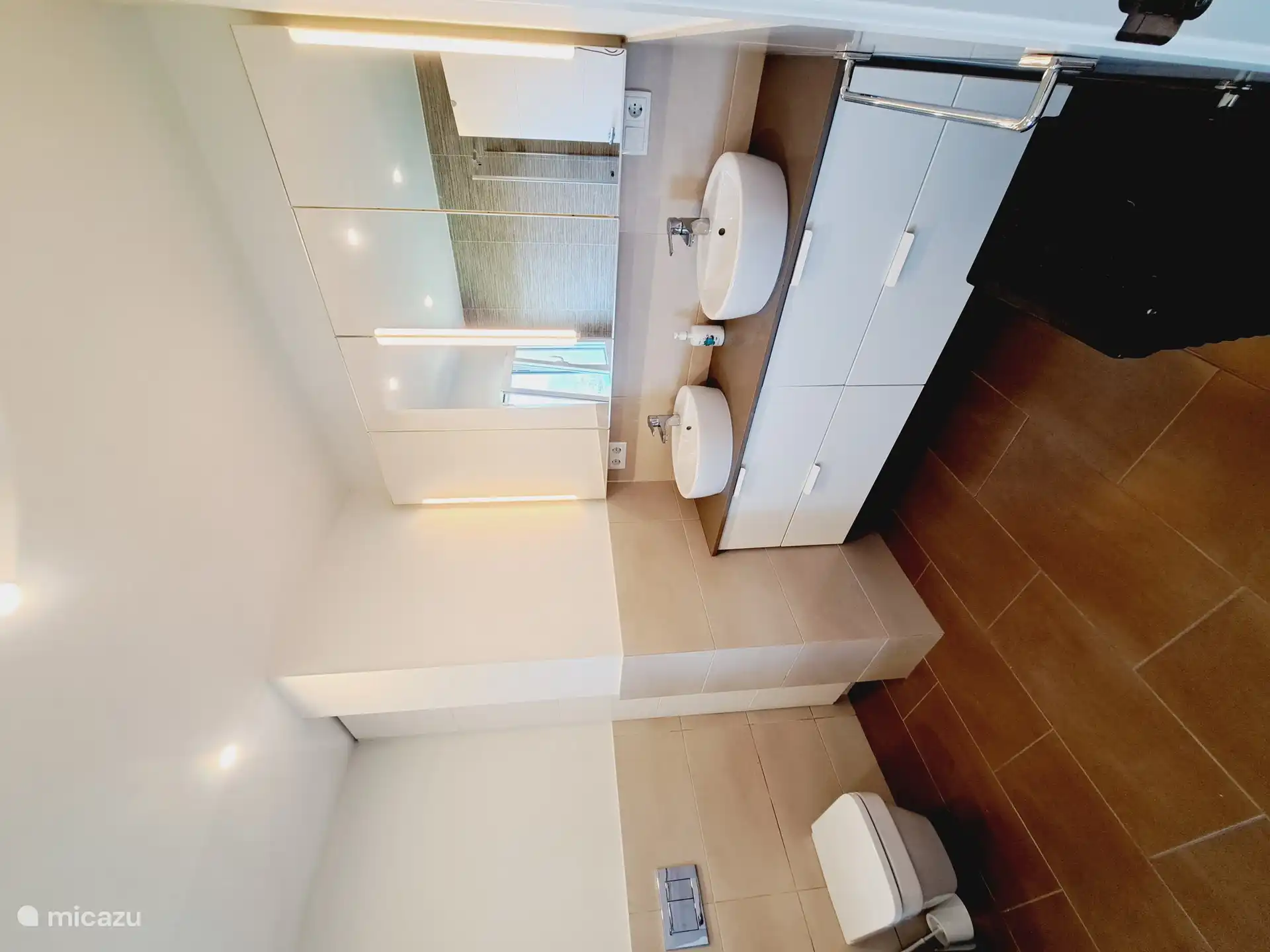 Gemeinschaftsbad für Schlafzimmer 2 & 3