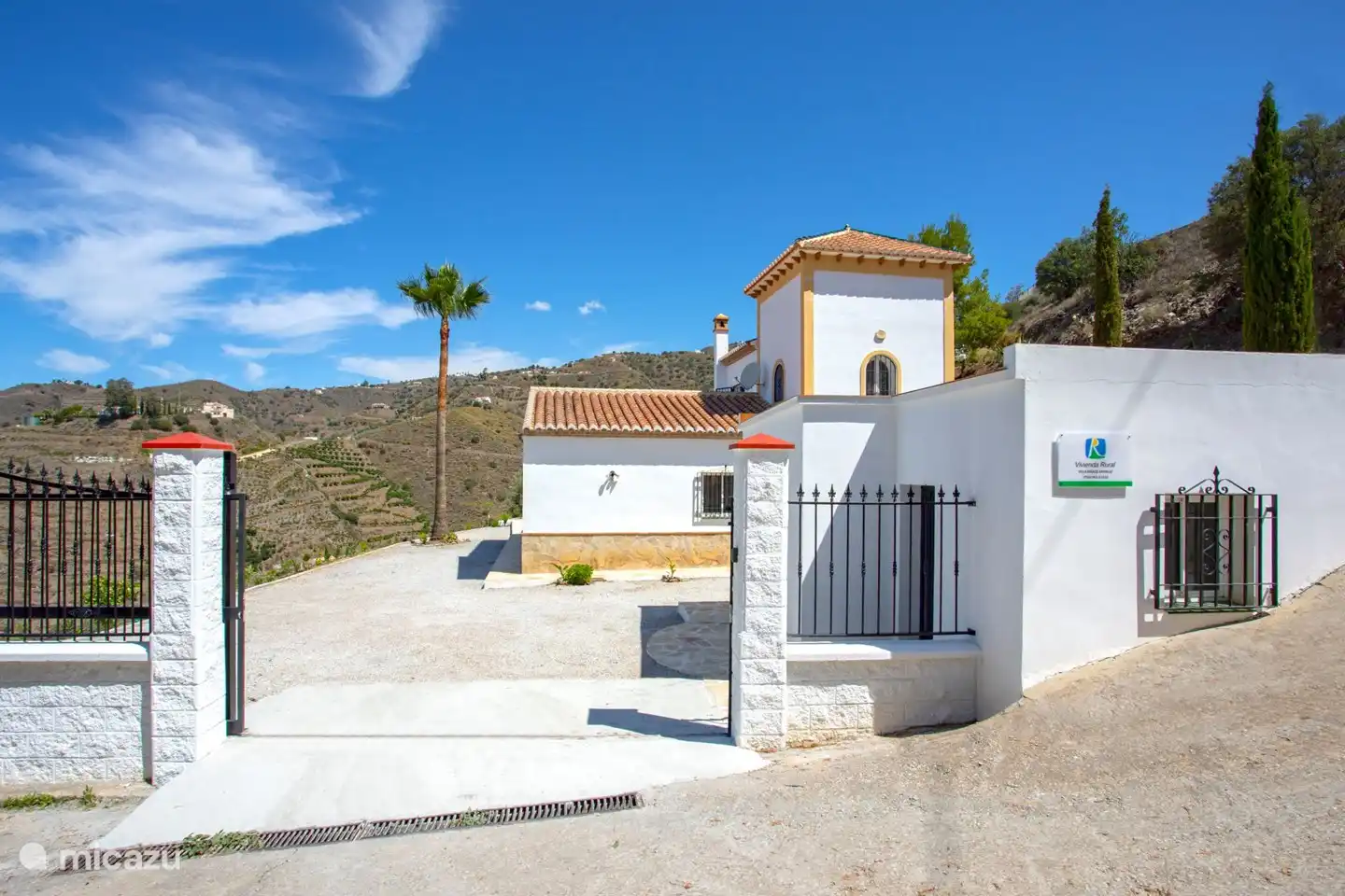 Die Auffahrt der Villa