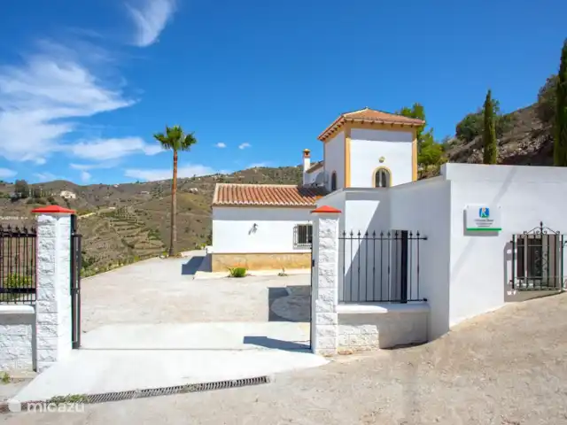 Villa Regazo Andaluz-A 15 min del mar en España, Costa del Sol, Torrox - villa El camino de entrada de la villa.