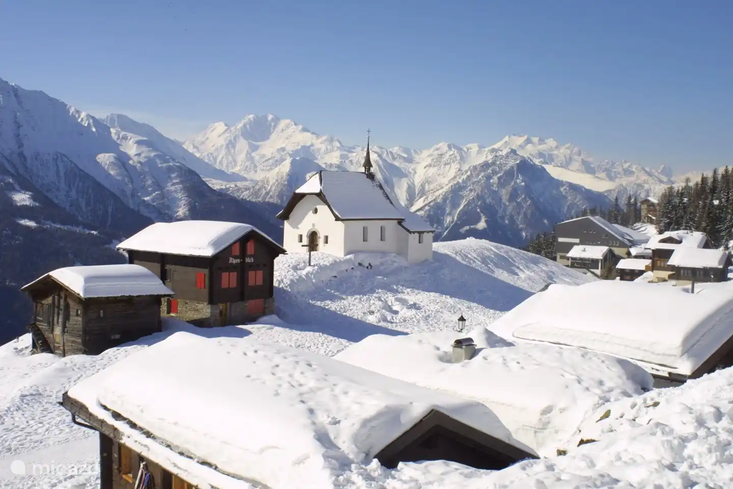 You can enjoy your winter holiday in Fiesch in the Aletsch Arena