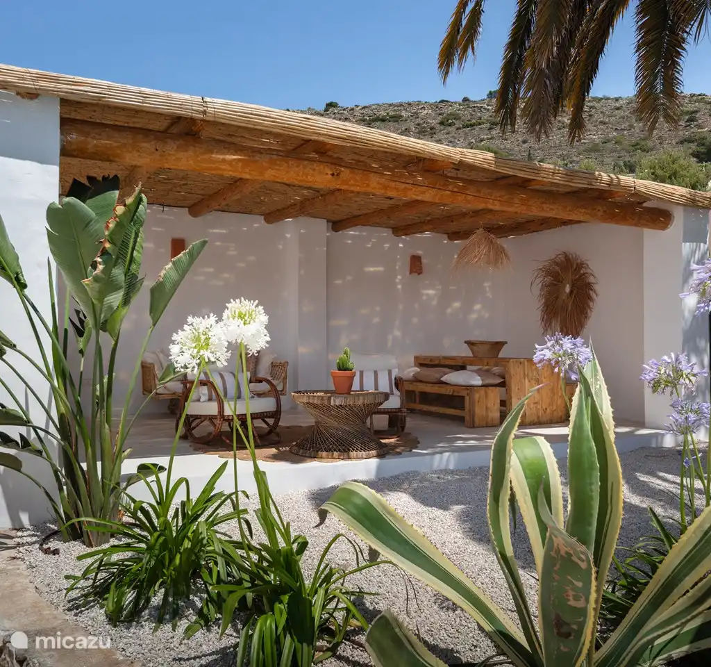 Casa Míos