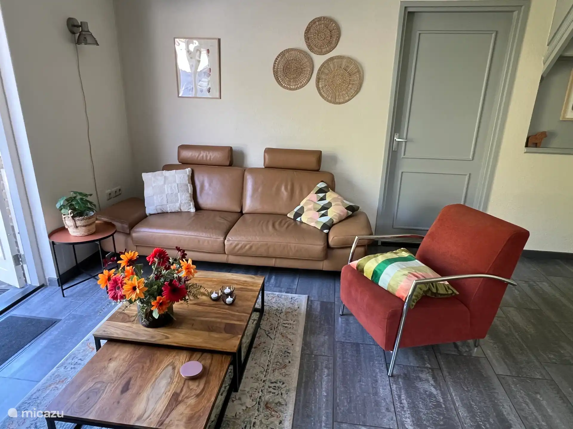 Huiskamer met bank