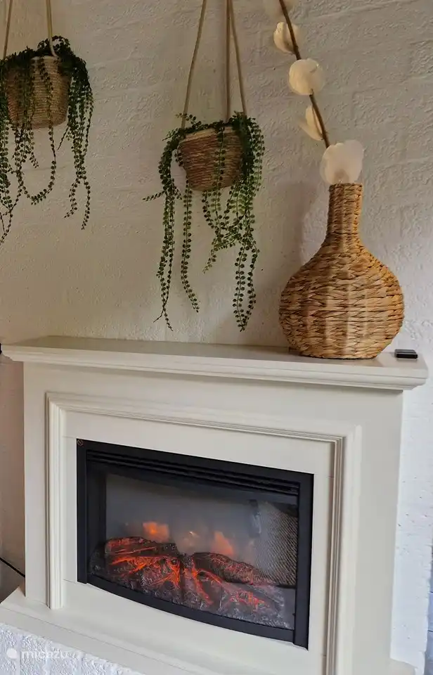 Elektrisches, atmosphärisches Haar, einfach zu bedienen. Für romantische Abende.