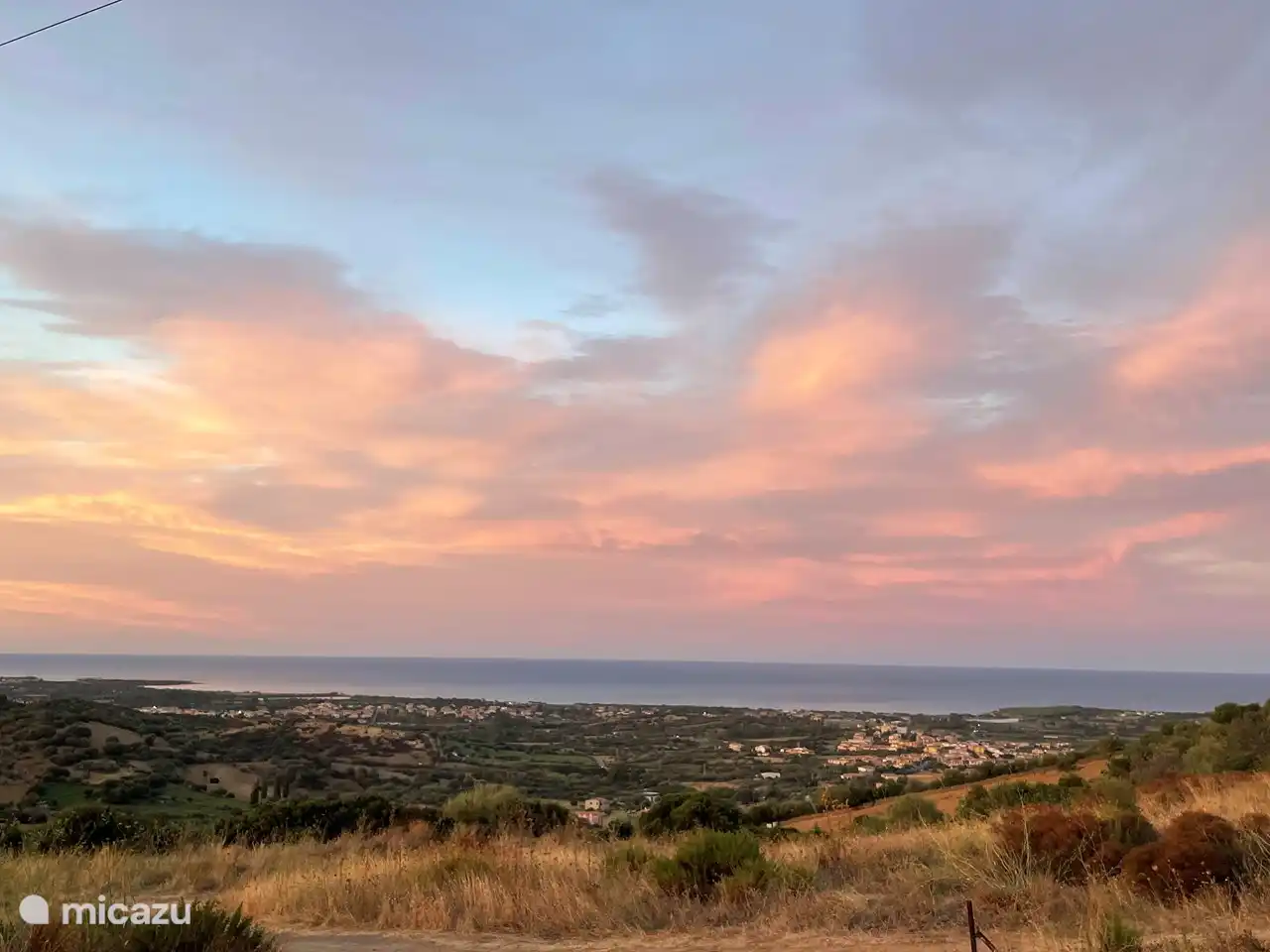 Le coucher de soleil peut être vu tous les jours !