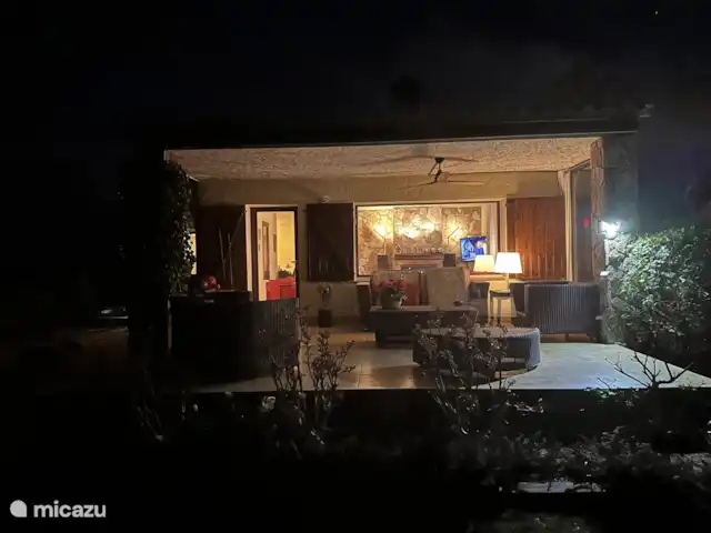 Villa Vall Repos huren in Spanje, Costa Brava, Calonge - villa Terras zitkamer by night