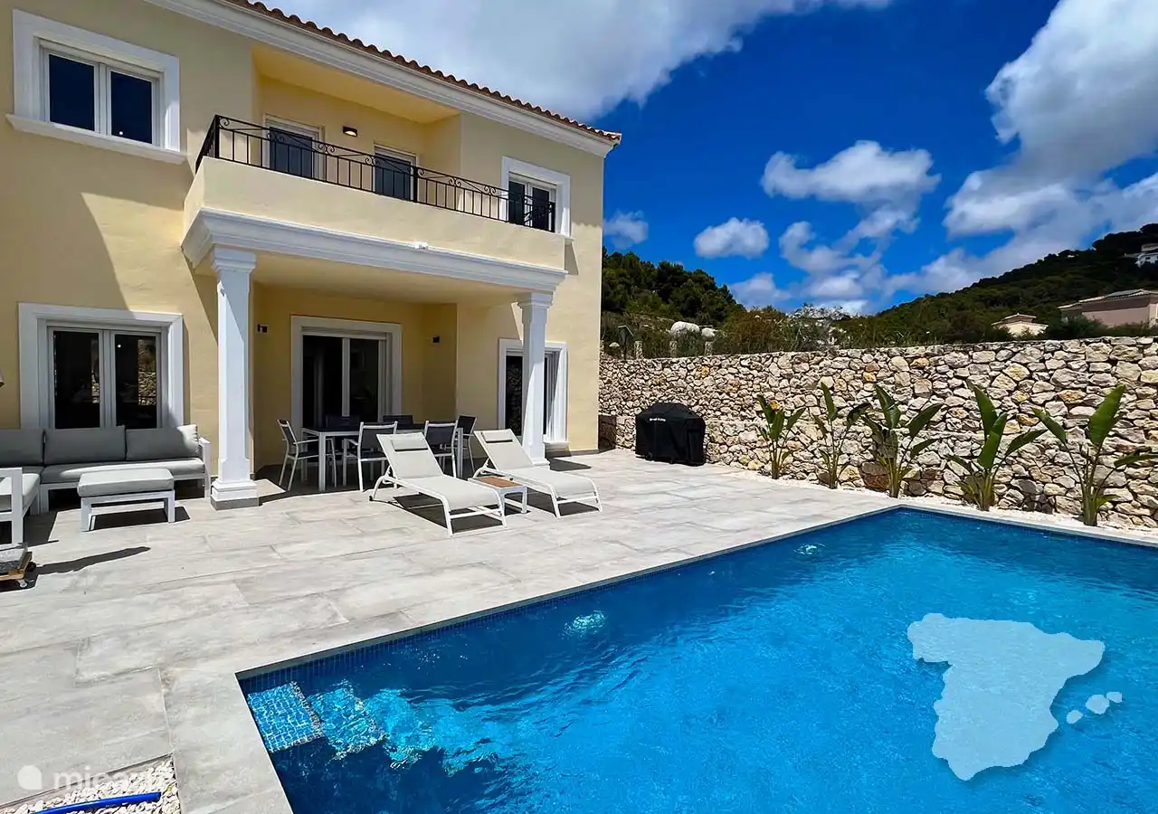 Bernia-Ansichten in Spanien, Costa Blanca, Calpe - villa