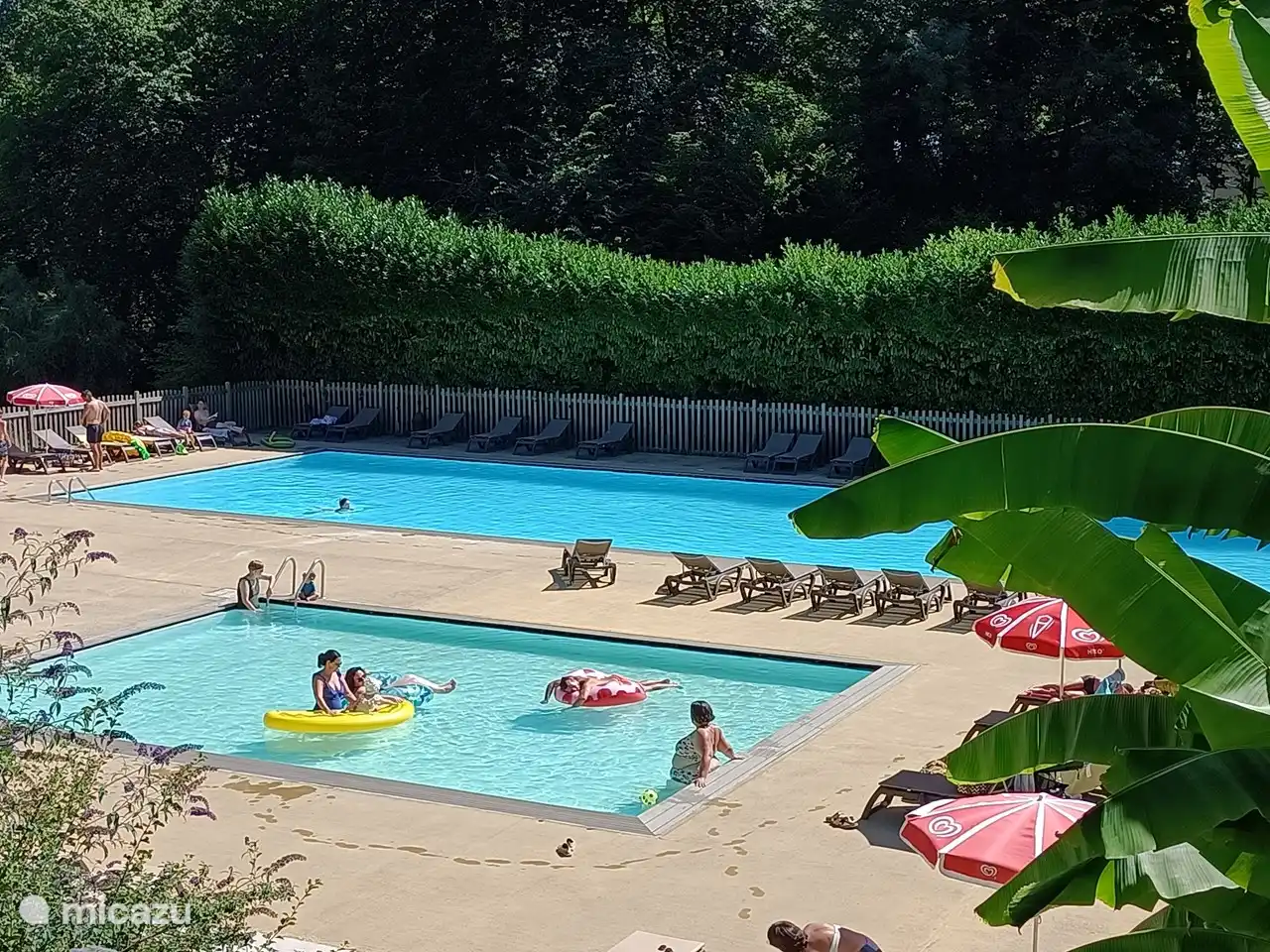 2 piscinas. El m&#225;s grande se renov&#243; el a&#241;o pasado (2024)