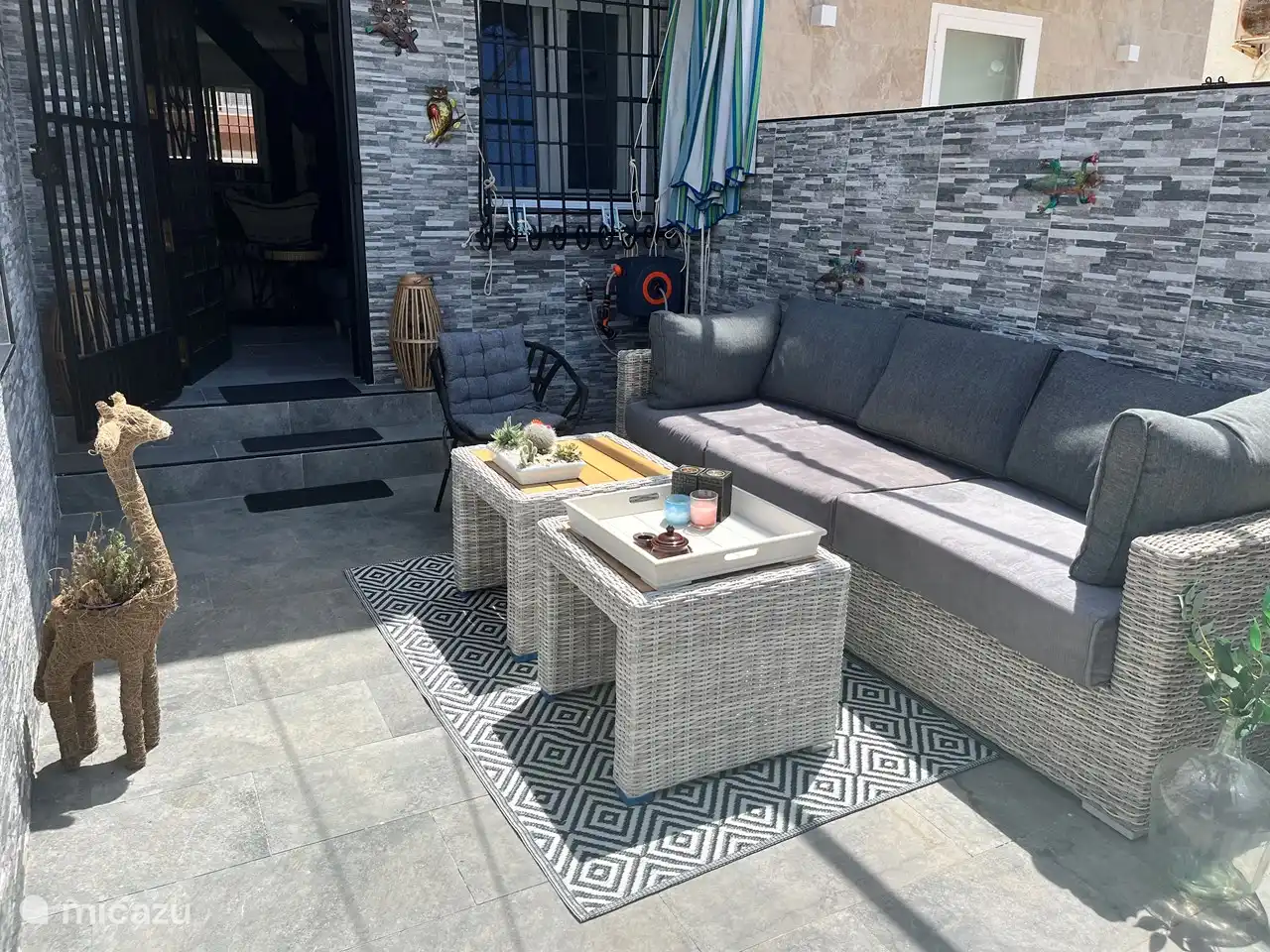 Large terrace with a lovely lounge set