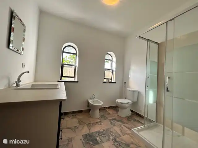 casa vacacional en Portugal, Algarve, Moncarapacho – Casa Ritmo do Mar Baño