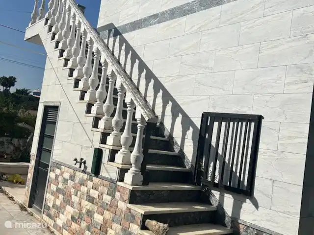 casa vacacional en Portugal, Algarve, Moncarapacho – Casa Ritmo do Mar Escaleras a la azotea