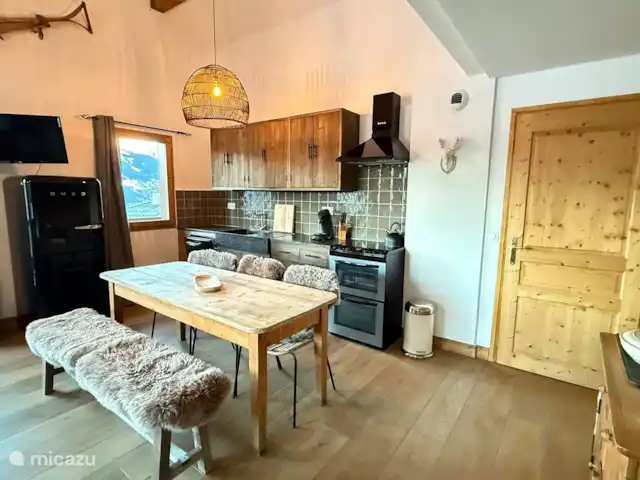 Appartement 'Paradi Ski, Vélo & Randonnée' | France, Hautes-Alpes, La Plagne - appartement Salle à manger