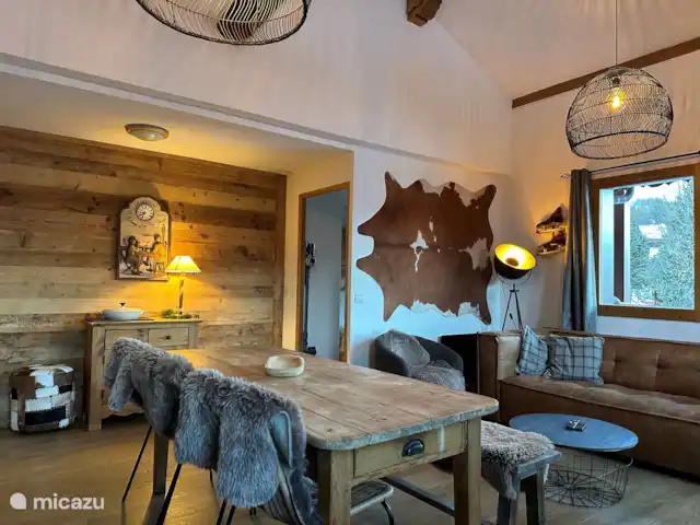 Appartement 'Paradi Ski, Vélo & Randonnée' | France, Hautes-Alpes, La Plagne - appartement Salle à manger