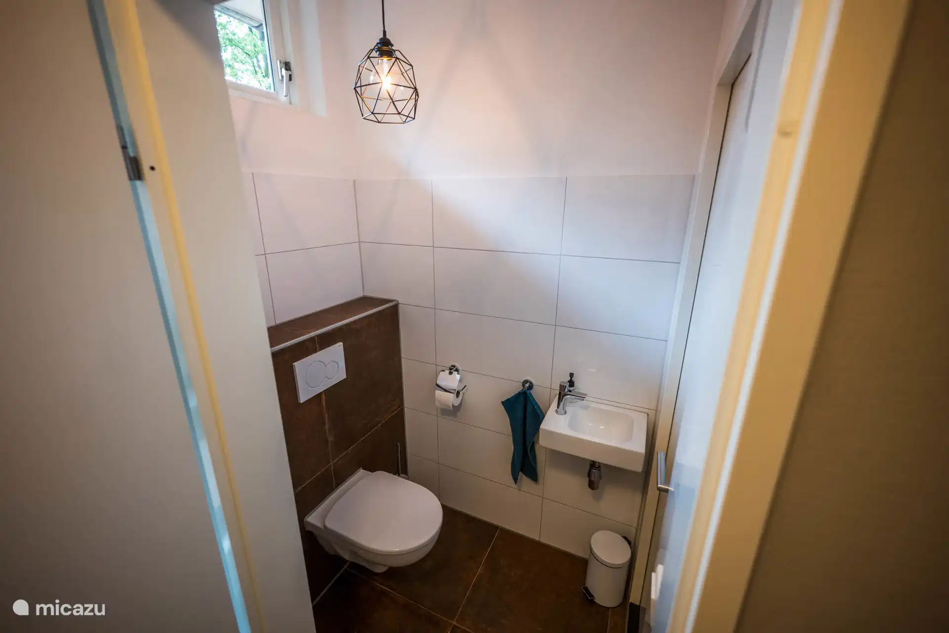 Toilette im Erdgeschoss