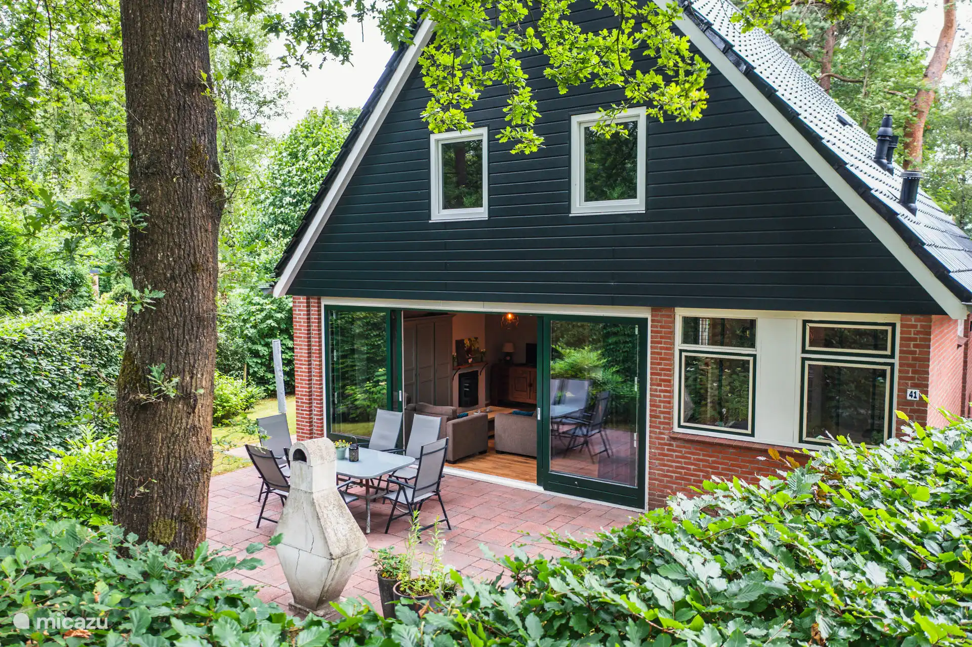 Vorderseite des Hauses