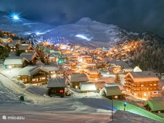 Location de Vacances Suisse, Valais, Bettmeralp, appartement - Fata Morgana 6 Bettmeralp de nuit