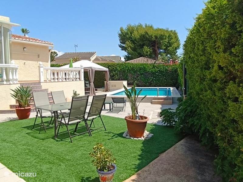 Casa vacacional España, Costa Blanca, Campello Chalet Hermosa villa de vacaciones con piscina