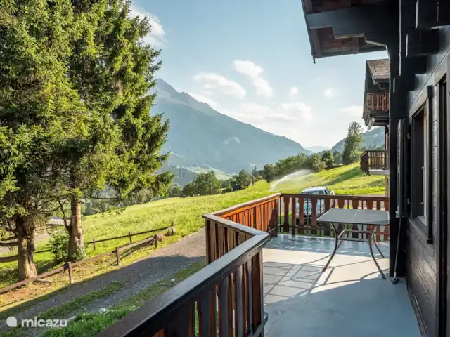 Location de Vacances Suisse, Valais, Fiesch, appartement - Lotus OG grand balcon sur 2 côtés
