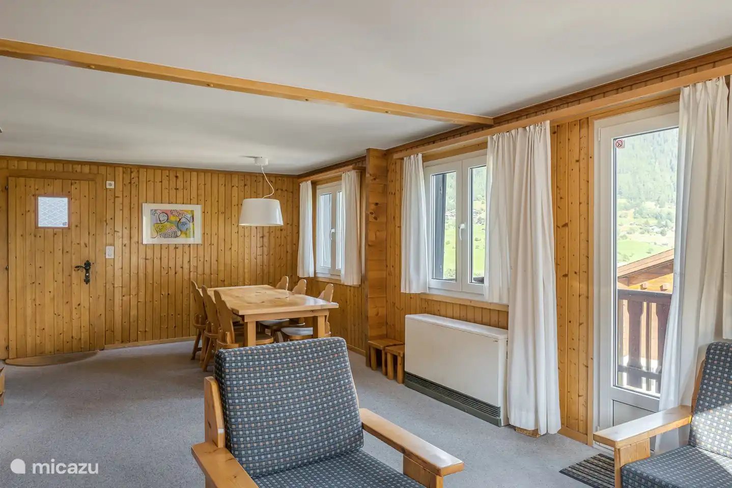 Wohn-Essraum mit offener Küche