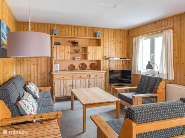 Location de Vacances Suisse, Valais, Fiesch, appartement - Lotus UG Salon-salle à manger avec cuisine ouverte