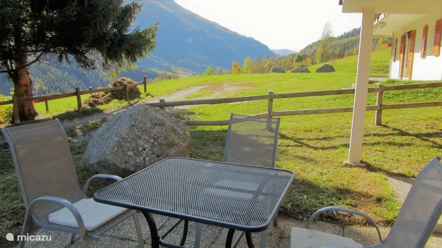 Lotus UG in Schweiz, Wallis, Fiesch - Appartement