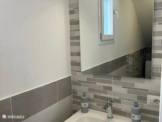 Villa Turchese | Italie, Sardaigne, Valledoria - maison mitoyenne petite salle de bain
