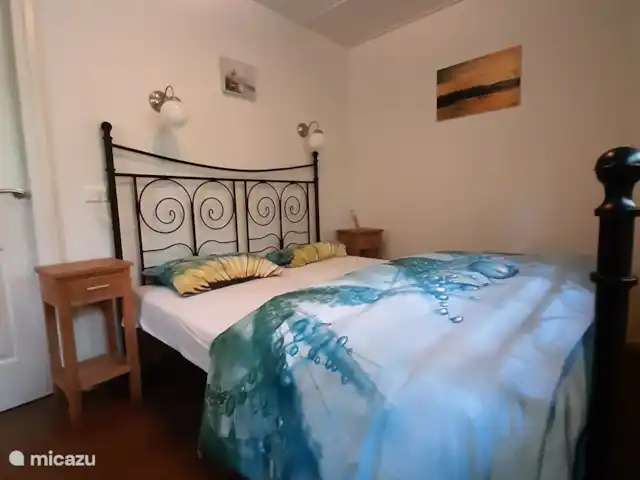 vakantiehuis huren in Nederland, Gelderland, Ermelo – De Tuinfluiter de grote slaapkamer met het tweepersoons bed