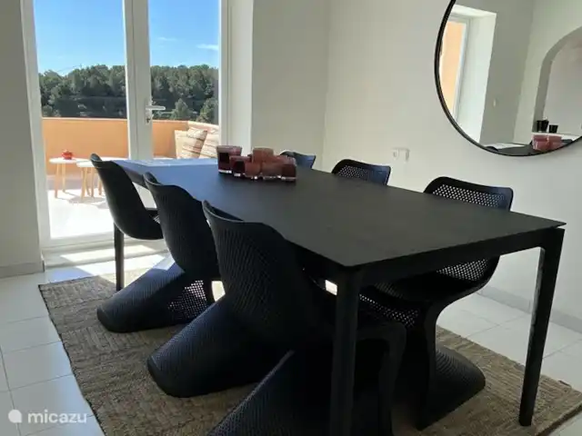 Maison Victoria | Espagne, Costa Blanca, Moraira - maison de vacances Table à manger spacieuse où vous pouvez vous asseoir avec tout le groupe
